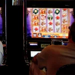 Can cryptocurrency players and online mobile bettors use portrait mode sessions?